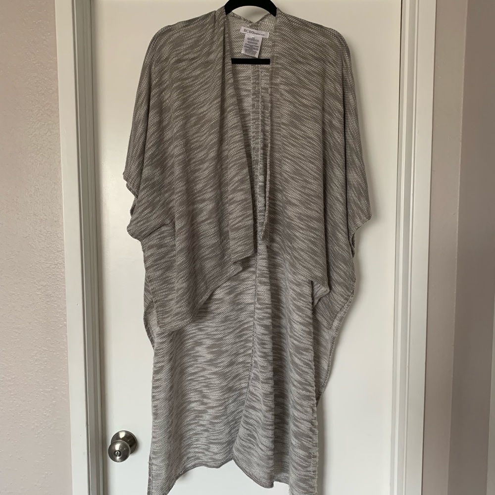 BCBGeneration HighLow Grey Kimono/Poncho